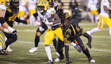 Mathis, Fajardo, Powell score fourth-quarter TDs as Elks tame Ticats 27-12