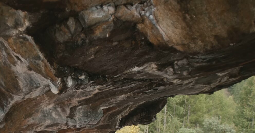 Adam Ondra Tries Exodia V18 and Other Boulder News