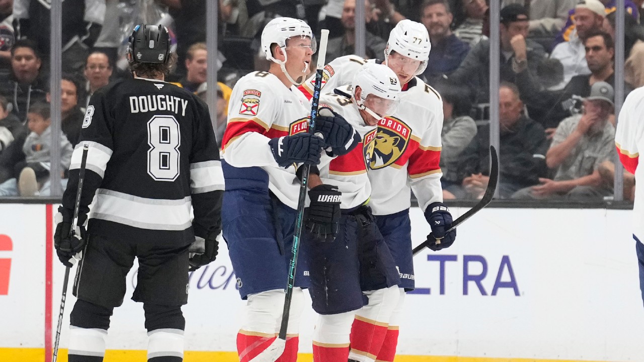 Panthers' Brad Marchand injures leg vs. Kings