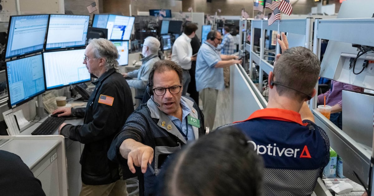 Markets today: Wall Street higher despite swings for AI stocks
