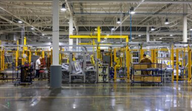 Sales of U.S. core capital goods rise in September; shipments accelerate