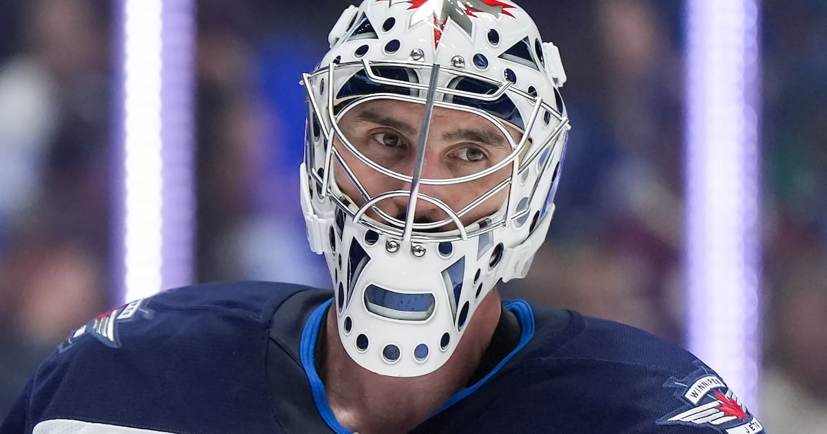 Pierre LeBrun on Edmonton Oilers speculation: Winnipeg Jets G Connor Hellebuyck is ‘not gonna play in Canada’
