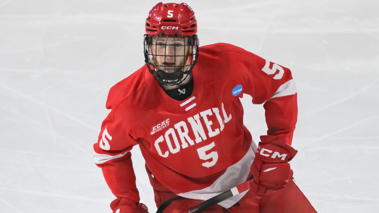 Senators' Hoyt Stanley makes NHL debut vs. Flyers