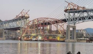 PHOTOS: Pattullo Bridge’s familiar orange arch taken down for recycling