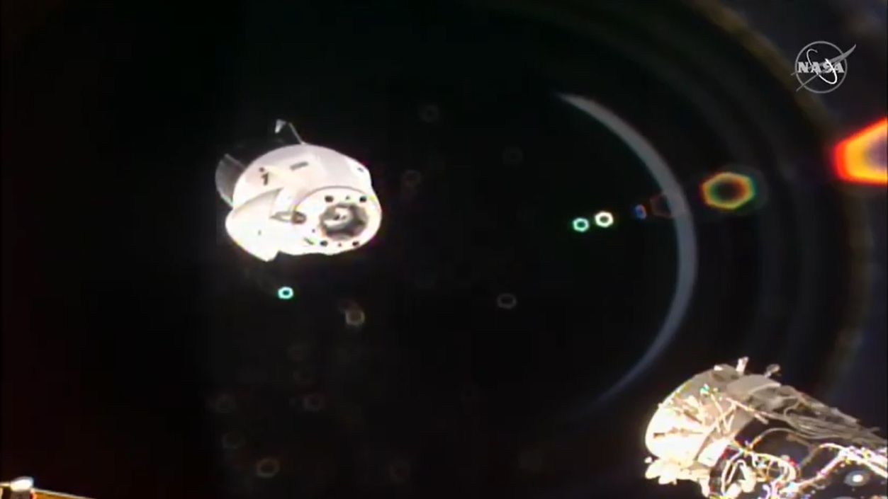 Watch SpaceX deliver more than 6,000 pounds of cargo to the ISS today