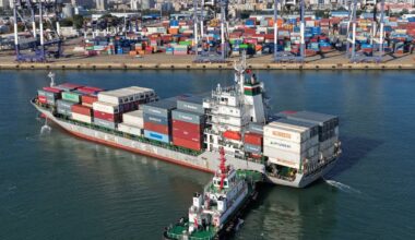 China's economy accelerated in latest quarter on robust exports