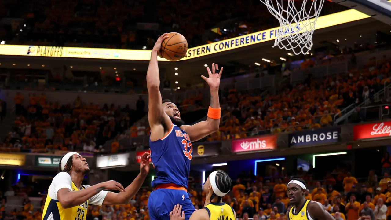 Knicks' Karl-Anthony Towns gets contract extension timeline update after being disappointed image