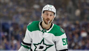 Philadelphia Flyers sign veteran forward Michael Bunting