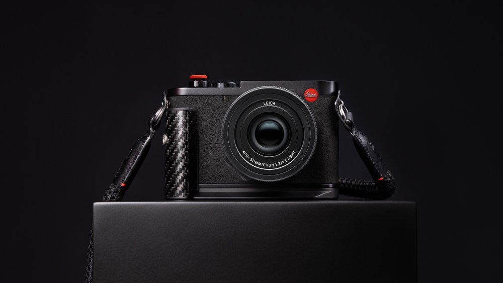Leica and Formula 1 Release $9,950 Camera Inspired by the Racetrack