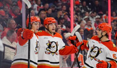 NHL roundup: Ducks' Leo Carlsson burns Flyers with goal and assist in win