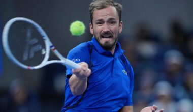 Daniil Medvedev advances at Shanghai in his first match since his China Open disqualification