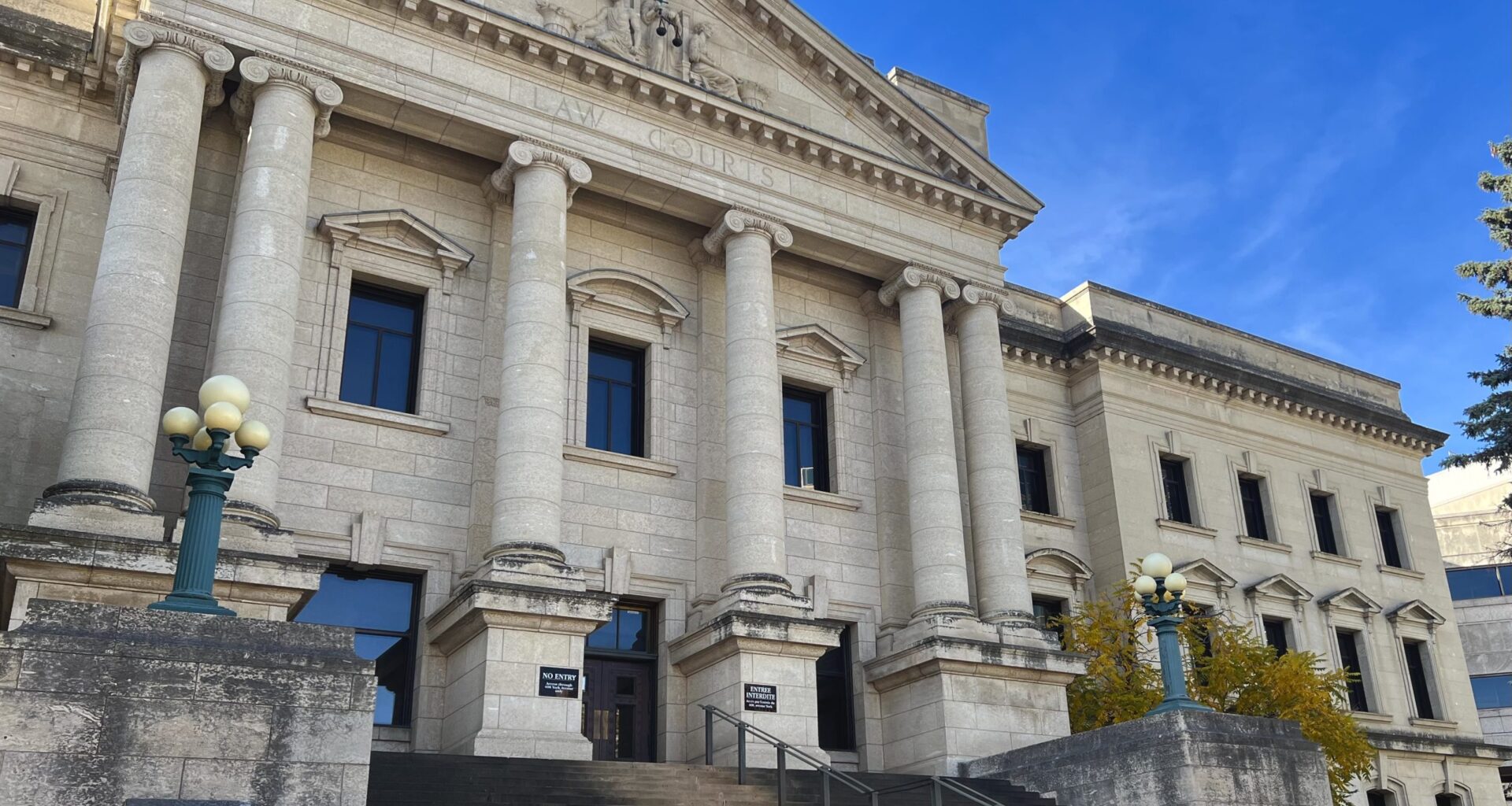 In Winnipeg, two congregants take their synagogue to court after they are barred from attending services