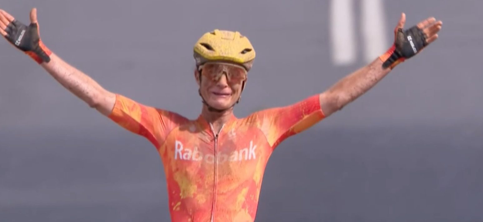 Vos is boss again! Dutch control gravel world championships in Western Australia