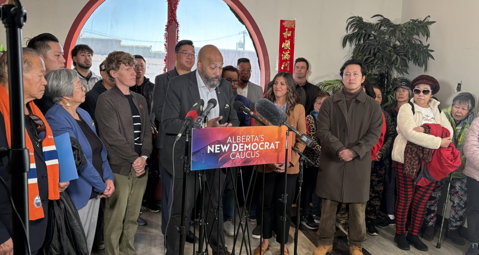 Alberta NDP calls for immediate end to unsupported detainee drop-offs in Edmonton’s Chinatown