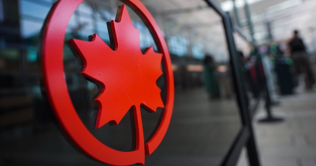 Air Canada adds $30 fee for phone bookings - CTV News