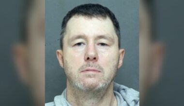 Toronto retail thefts: Fourth suspect charged, 1 outstanding