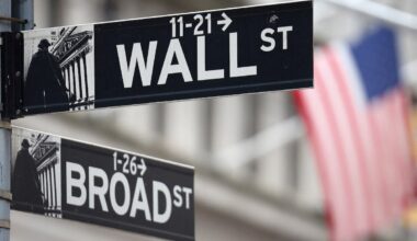 AI-powered stock funds believe bots can outperform humans