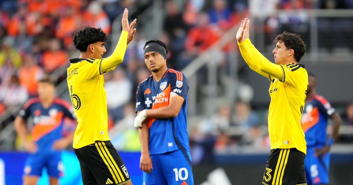 Tapia, Habroune score goals, Schulte has eight saves for Crew in win over Cincinnati