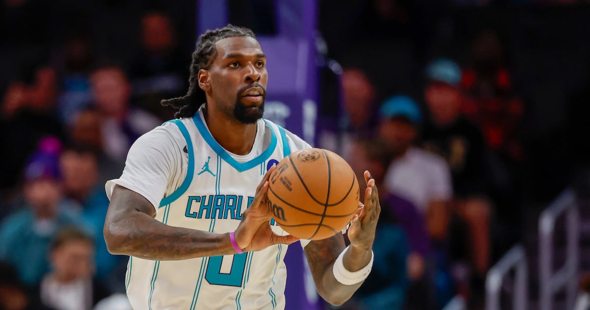 Charlotte Hornets bench Naz Reid at half for not meeting 'our standards'