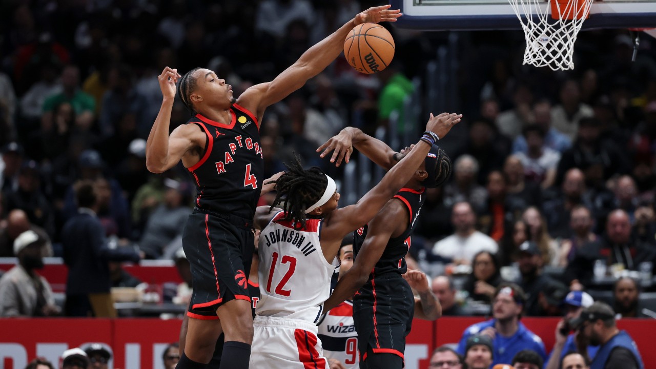 Barnes, Barrett lead stingy Raptors to win over Wizards