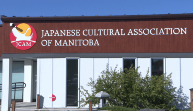 Japanese Canadian community in Winnipeg gathers to mark World War 2 monument unveiling
