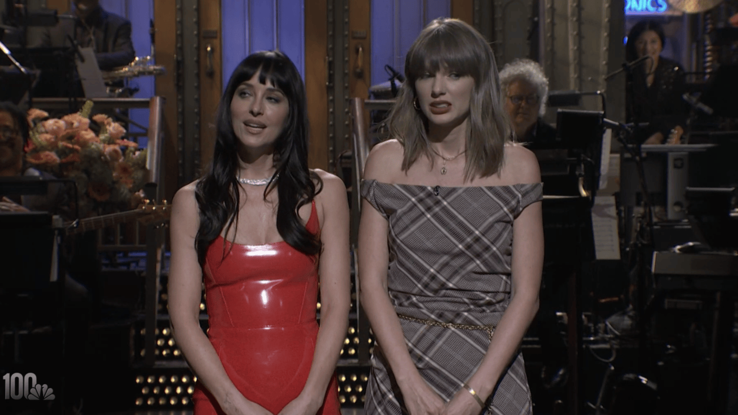 Taylor Swifts Crashes' SNL' While Dakota Johnson Hosts