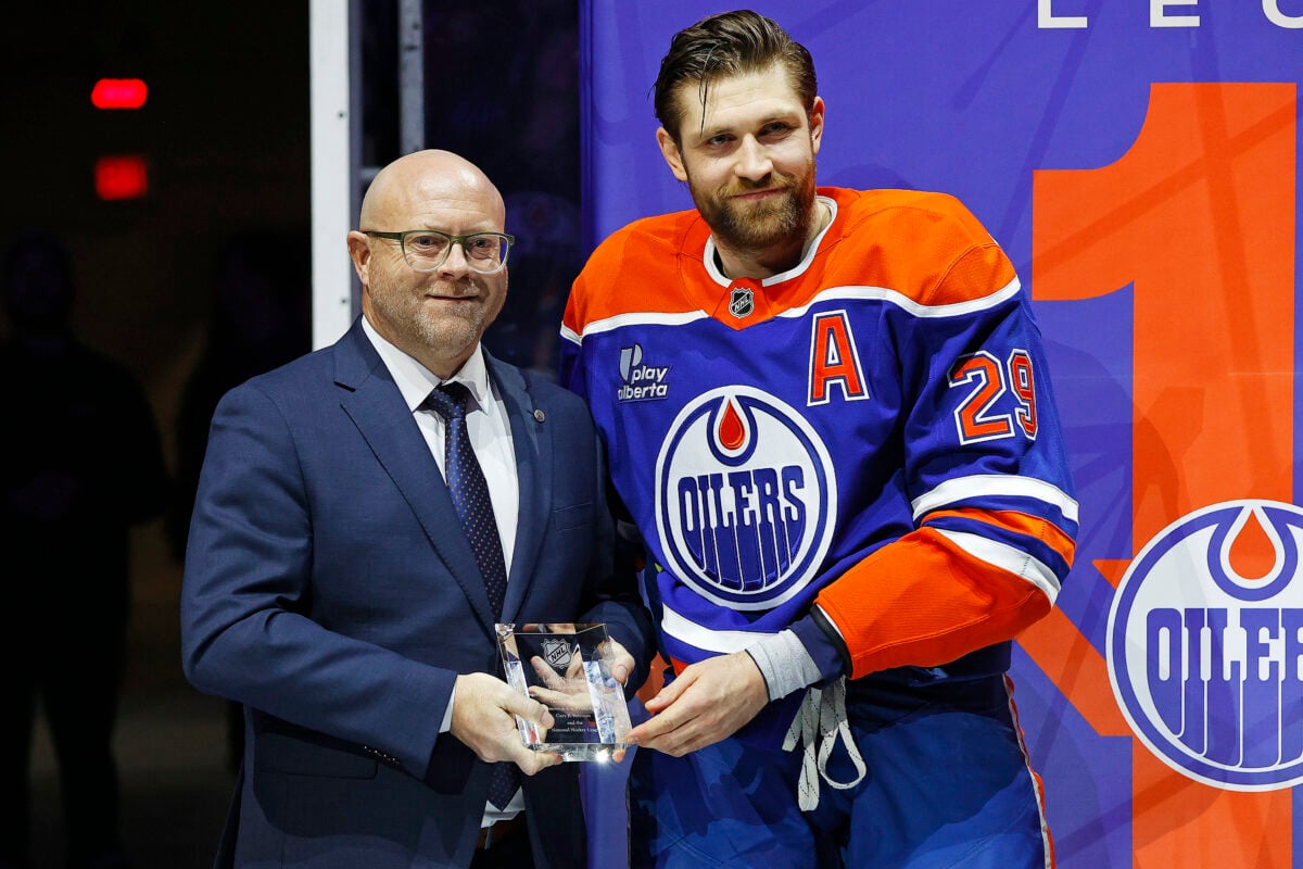 Stan Bowman Leon Draisaitl Edmonton Oilers