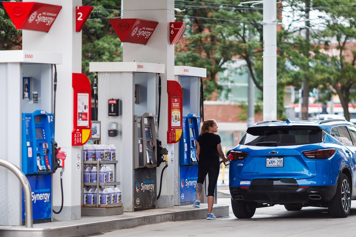 Gasoline prices expected to remain high as global supply shortages continue