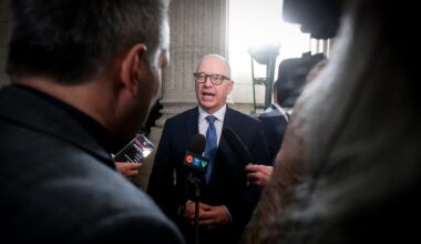 Scott Gillingham re-elected as mayor of Winnipeg
