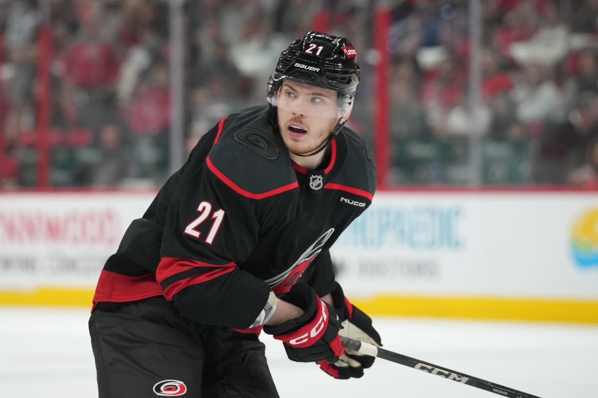 Alexander Nikishin, Hurricanes ready to part ways