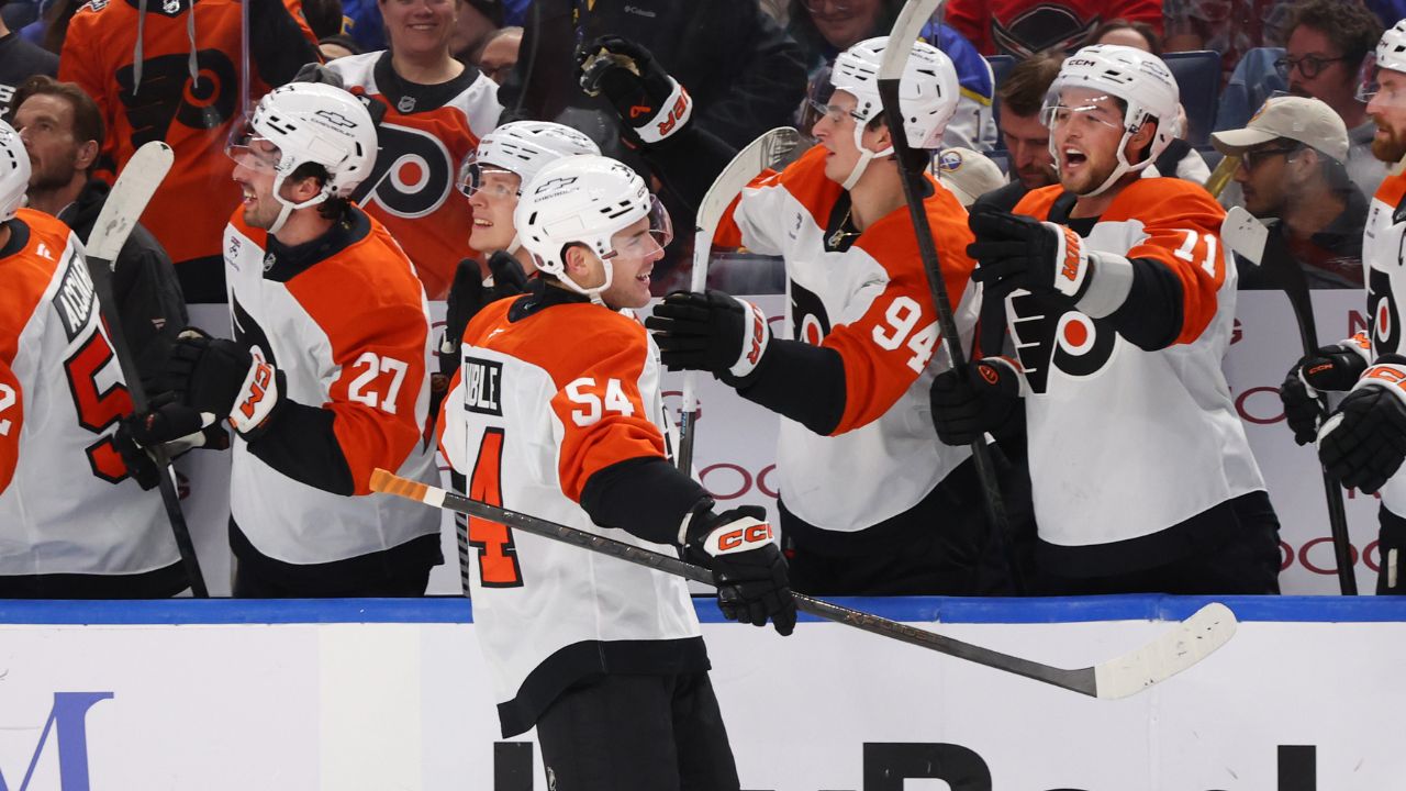 Flyers rookie Cole Knuble scores first two career goals in victory over Sabres