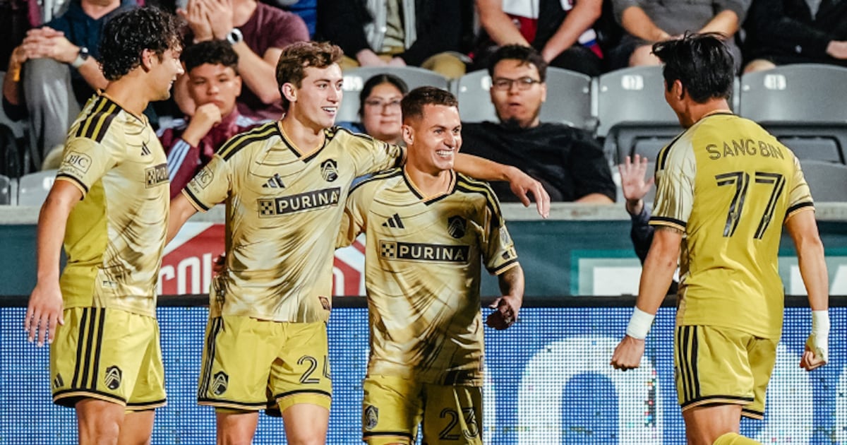 Carlo Holse, St. Louis City beat LA Galaxy, tie MLS record for longest unbeaten streak at 20 games