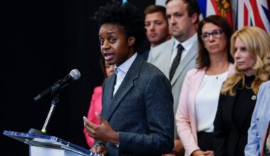 Health ministers say one-year extension of mental health, home care funding not enough