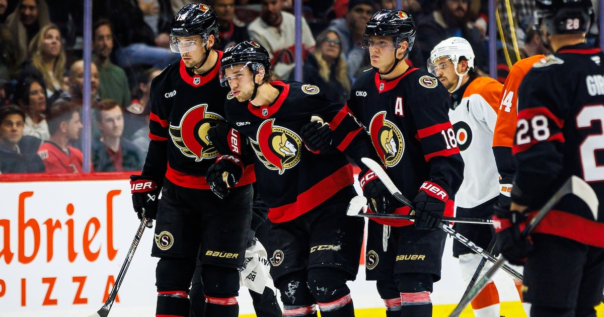 Ottawa Senators’ William Eklund suffers lower-body injury vs. Philadelphia Flyers
