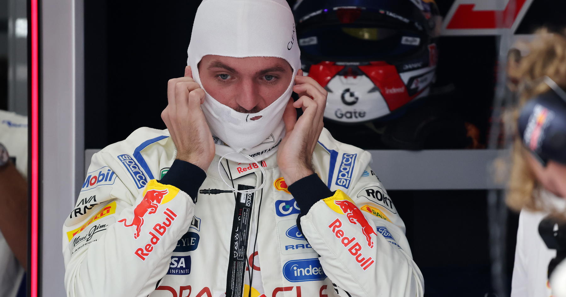 Max Verstappen F1 grid penalty update as Charles Leclerc draws first blood - RacingNews365 Review