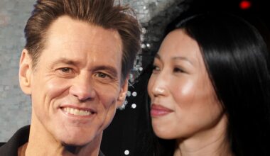 Jim Carrey Marries Girlfriend in Small L.A. Ceremony