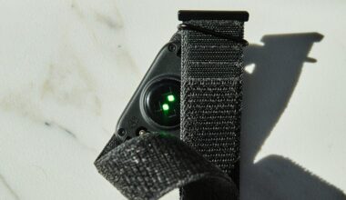 Garmin’s New Screen-Free Fitness Band Takes Aim at WHOOP and Oura With No Subscription Required