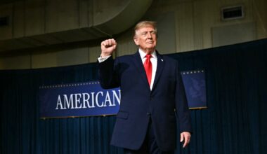 Trump launches midterms campaign blitz amid record low approval ratings | Donald Trump News