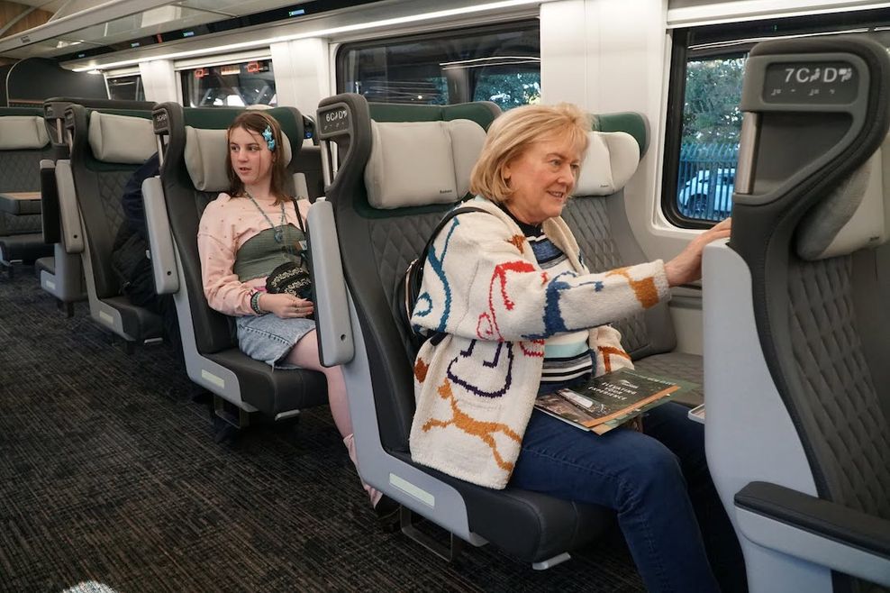 amtrak cascades airo siemens venture september 2026
