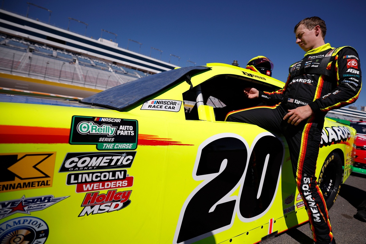 Brandon Jones disqualified by NASCAR after Las Vegas crash