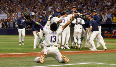 Rays advance to World Series to face Brewers in meeting of No. 1 seeds, guaranteeing first-time champion