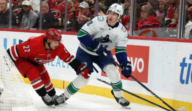 Canucks fall to Hurricanes behind Stankoven's hat trick