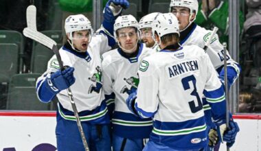 Abbotsford Canucks sweep Coachella Valley Firebirds on home opener weekend