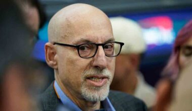 MLBPA head Bruce Meyer reaffirms that players have no interest in salary cap