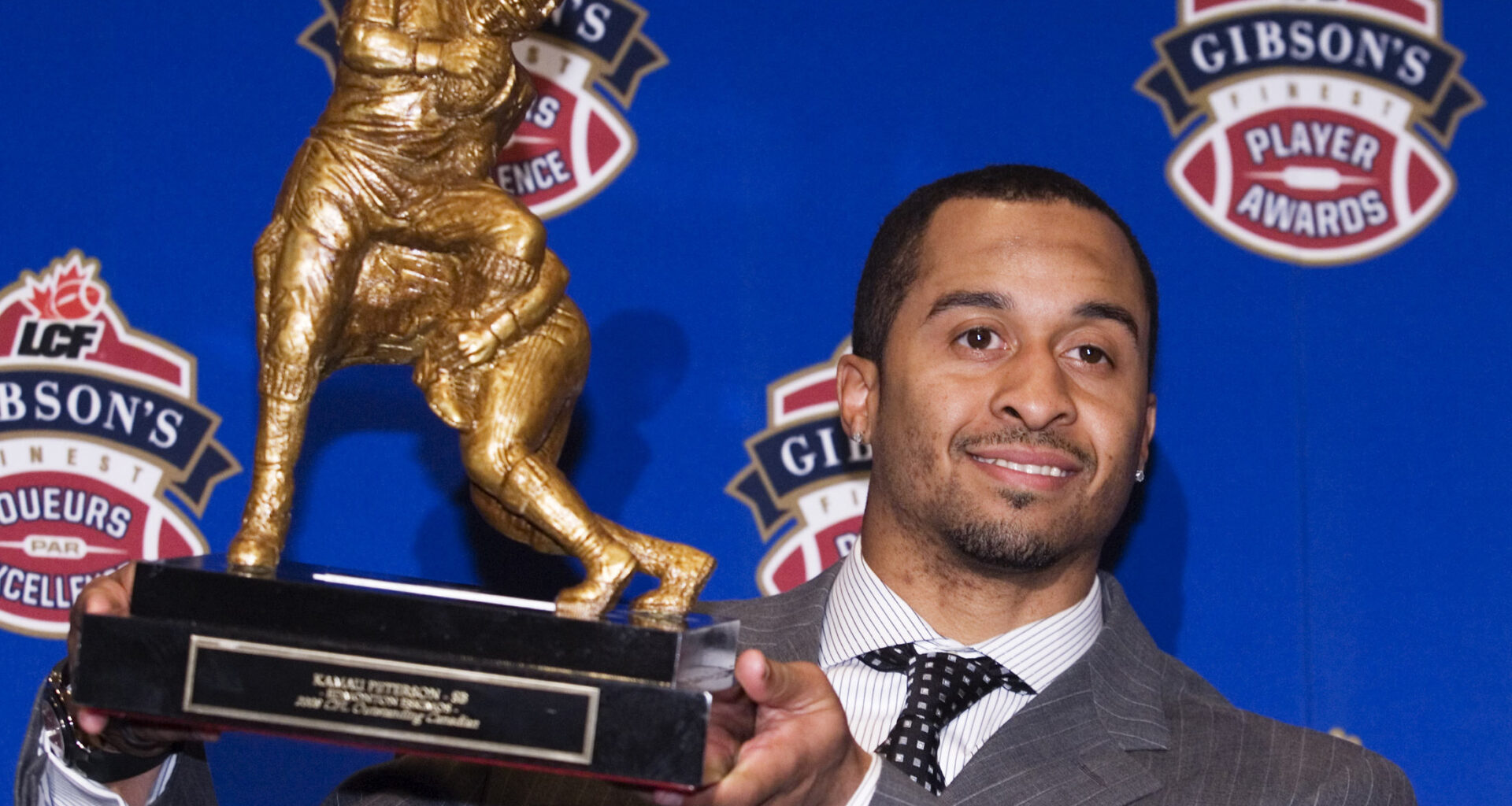 A Sandwich high school product, Kamau Peterson was named the Canadian Football League's Outstanding Canadian while playing for the Edmonton Eskimos in 2008. (Allen McInnis / Canwest News Service)