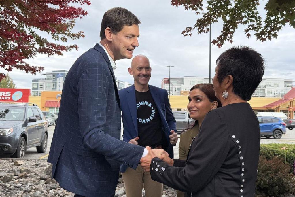 Eby announces B.C. grocery ‘price guard’ during Kelowna visit