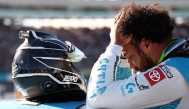 NASCAR Phoenix Notebook: Wallace Loses Win, Bell Closes In