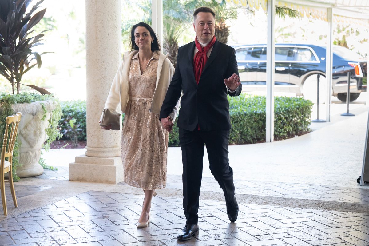Shivon Zilis says her relationship with Elon Musk ended suddenly “with no warning.” She shares emotional breakup details, final texts and co-parenting hopes.
