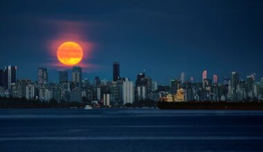 Vancouver weather: Huge full hunter moon to illuminate skies