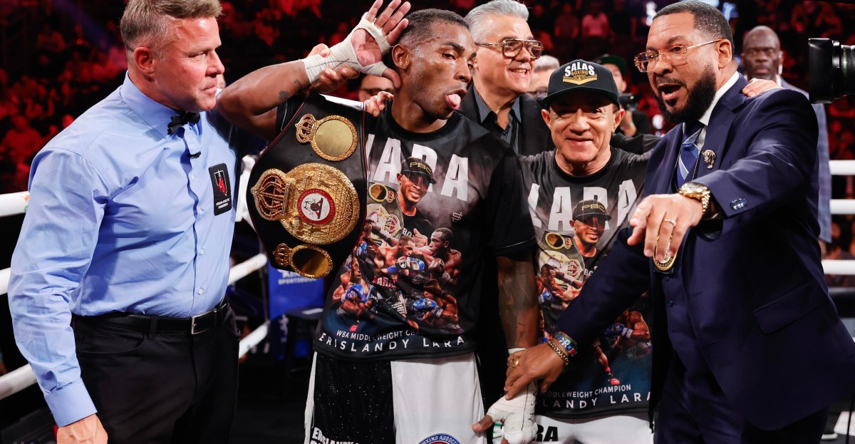 Erislandy Lara vs Tim Tszyu set, planned for “late November”